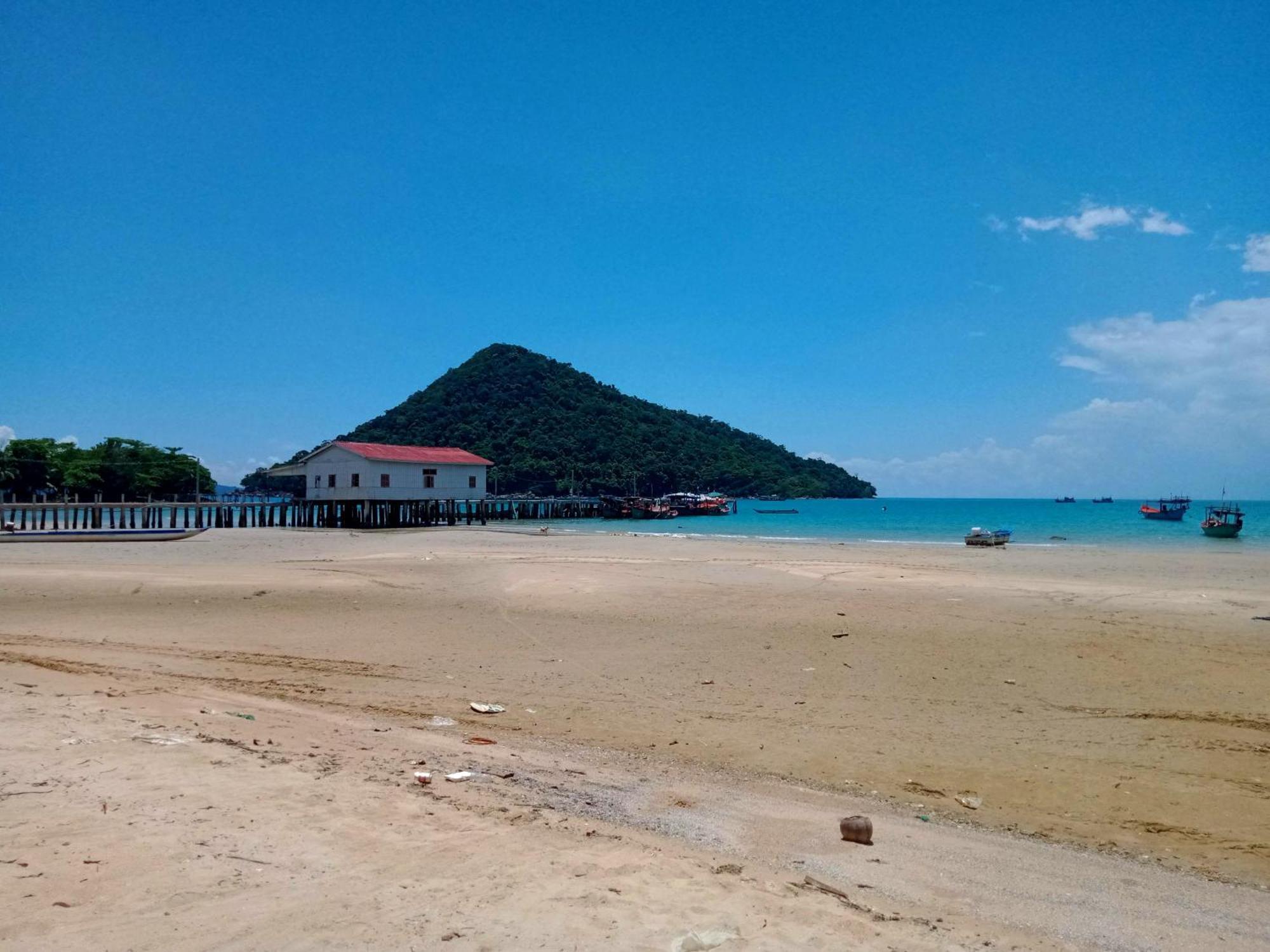 Baloo Guesthouse 코롱 산로엠 외부 사진