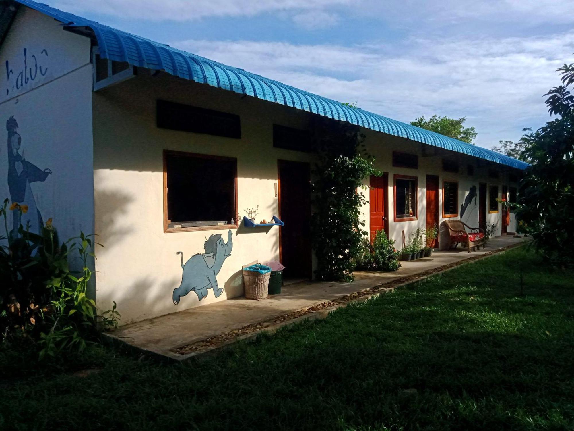 Baloo Guesthouse 코롱 산로엠 외부 사진