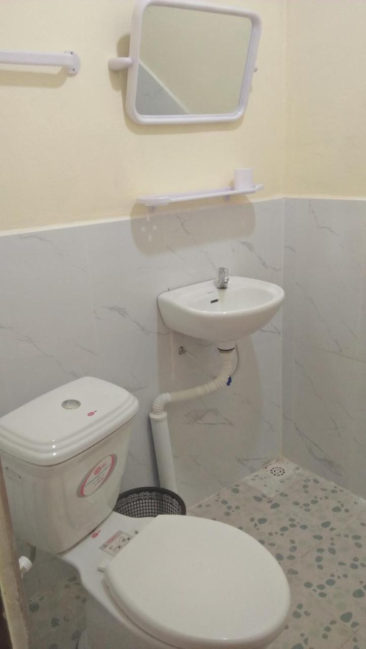 Baloo Guesthouse 코롱 산로엠 외부 사진